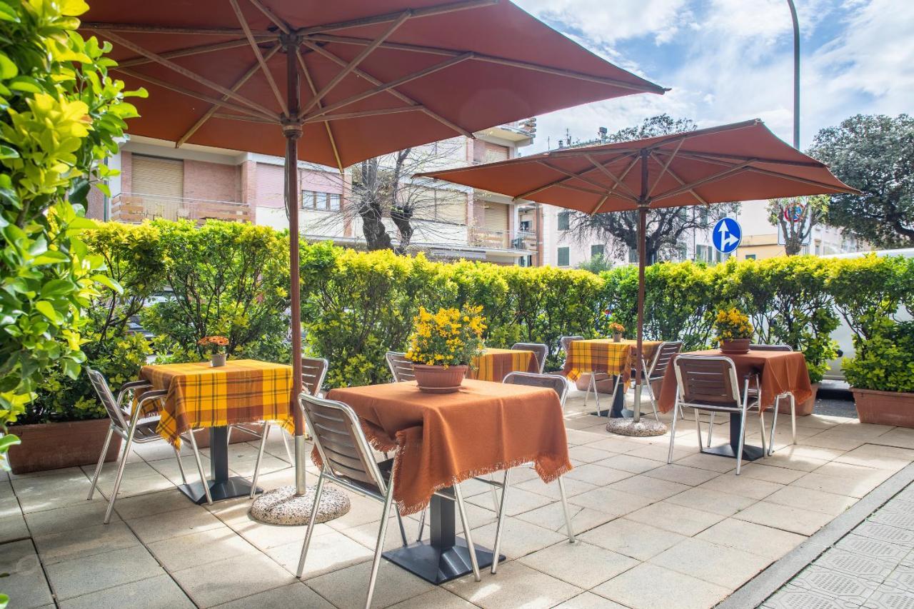 Hotel Paolina Виареджо Екстериор снимка